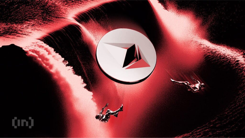 Why do eth, aster and dash face liquidation risk this